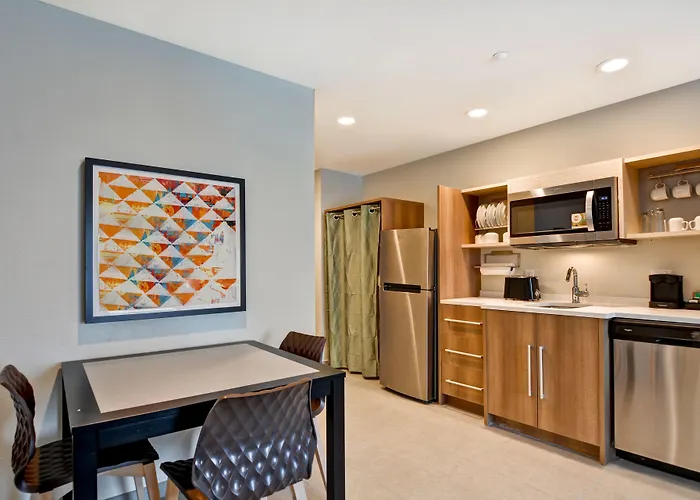 Home2 By Hilton North Scottsdale Near Mayo Clinic Hotel Currys Corner